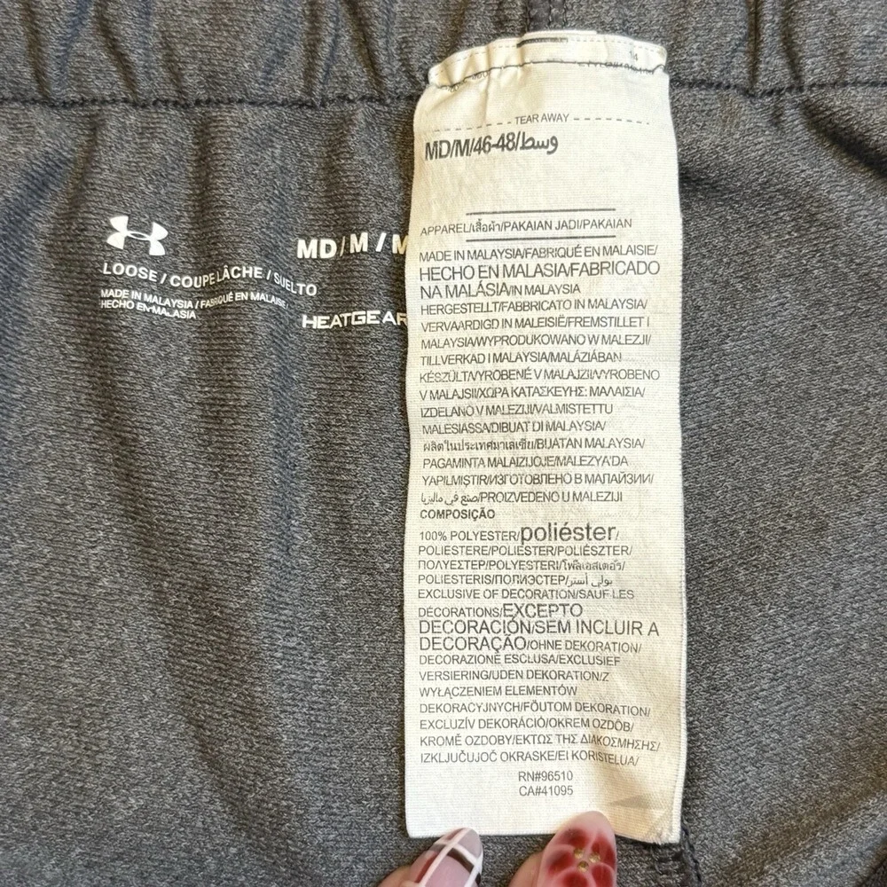 ✨Under Armour Womens Running Shorts M Gym Athletic Athleisure - Picture 7 of 9